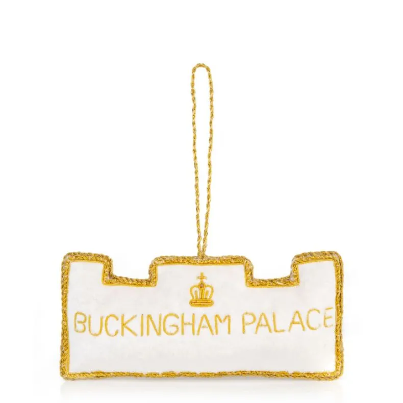 Buckingham Palace Festive Facade Decoration