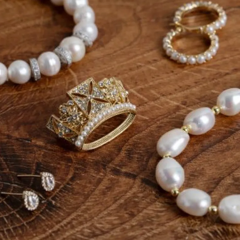 Gold Diadem Crown Brooch